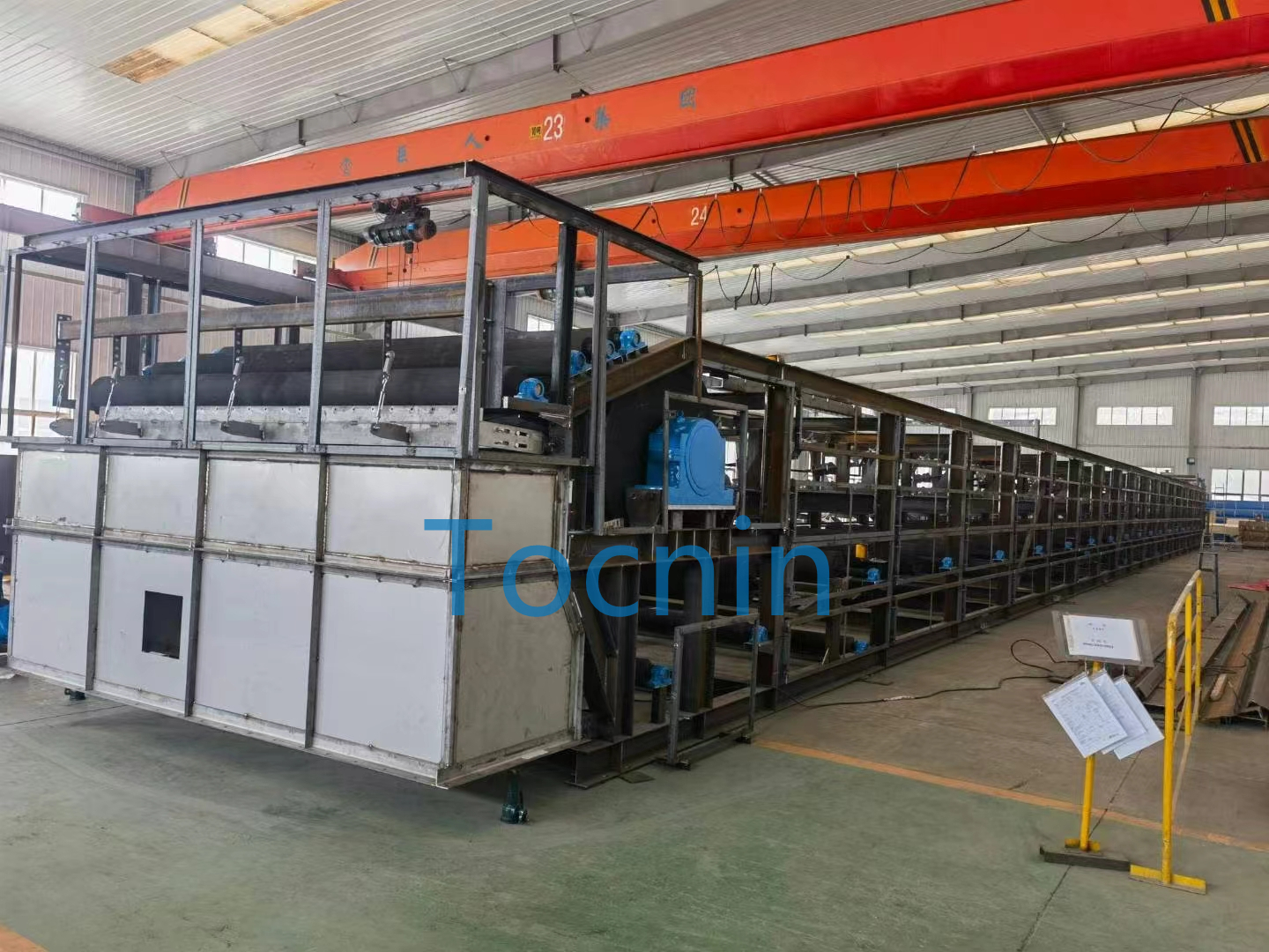 اولین فیلتر خلاء تسمه ای چین با طول بیش از 50 متر بیرون می آید